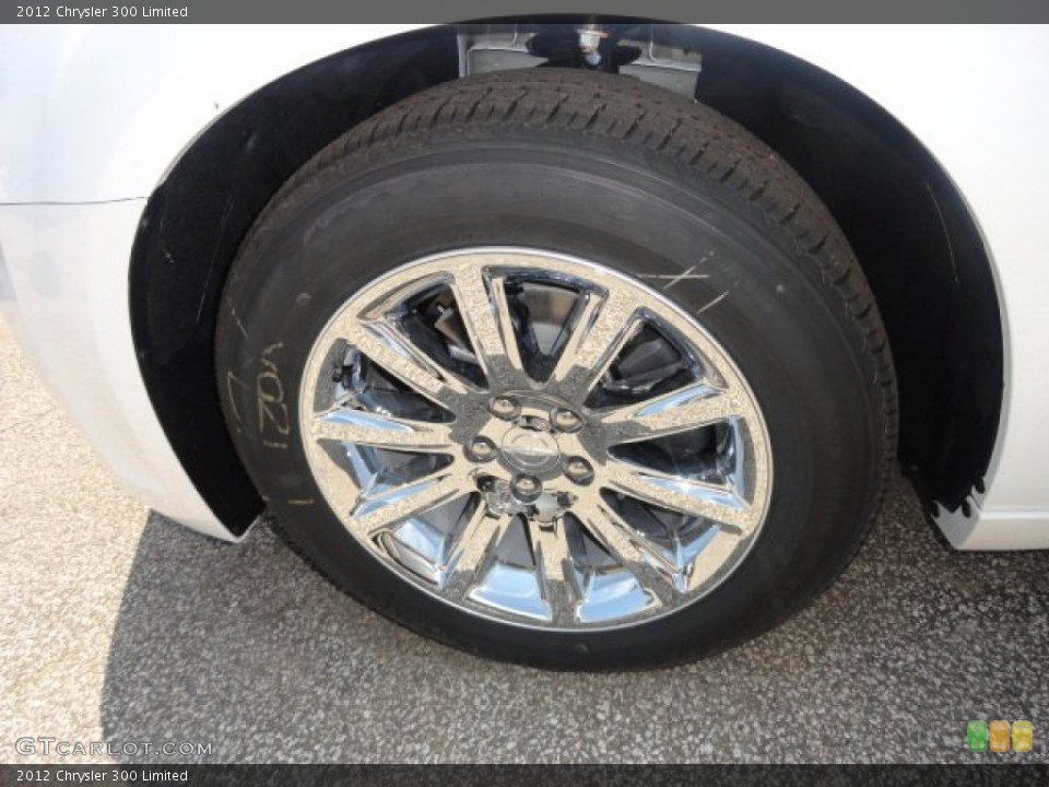 2012 Chrysler 300 Limited Wheel and Tire Photo #67010263