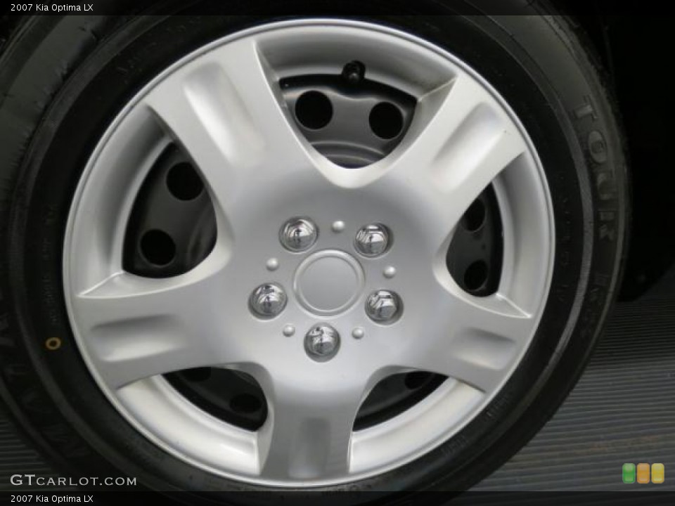 2007 Kia Optima LX Wheel and Tire Photo #67013988