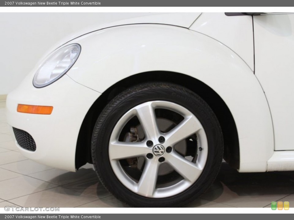 2007 Volkswagen New Beetle Triple White Convertible Wheel and Tire Photo #67066461