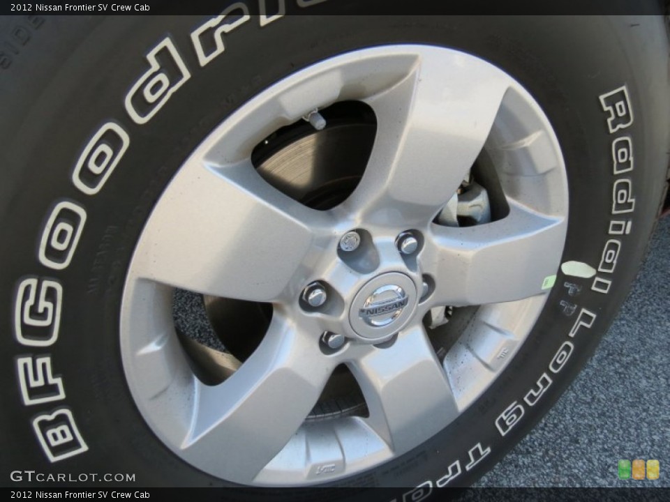 2012 Nissan Frontier SV Crew Cab Wheel and Tire Photo #67177385