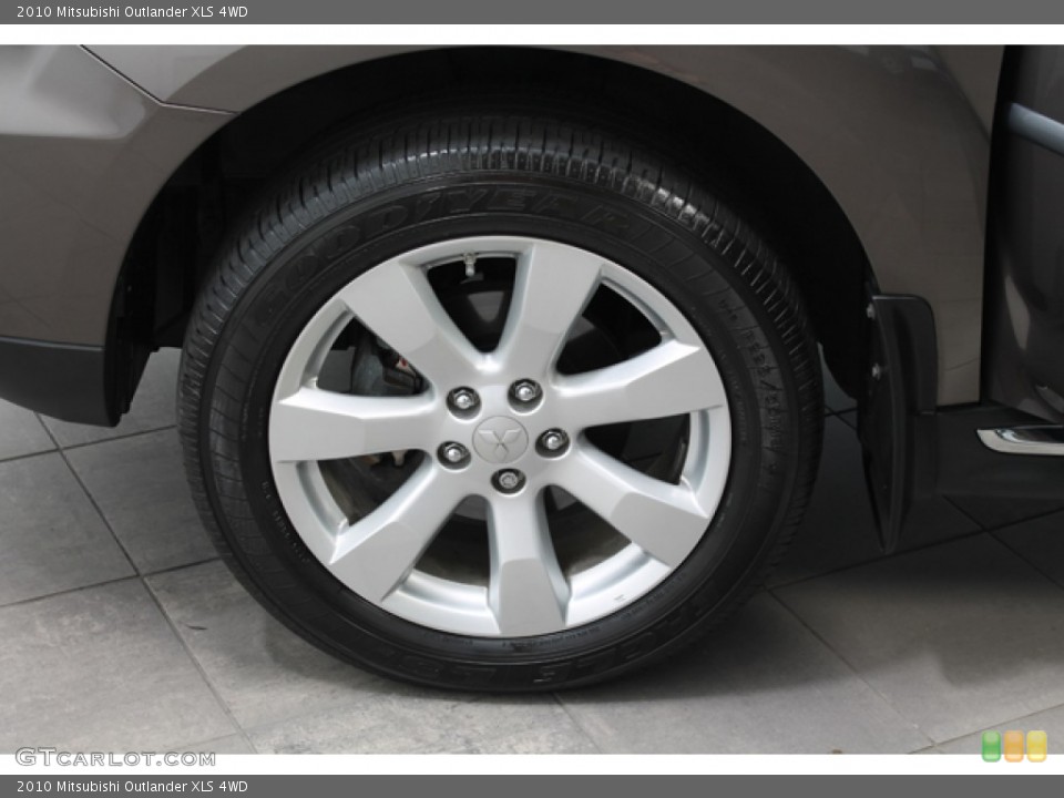 2010 Mitsubishi Outlander XLS 4WD Wheel and Tire Photo #67313045
