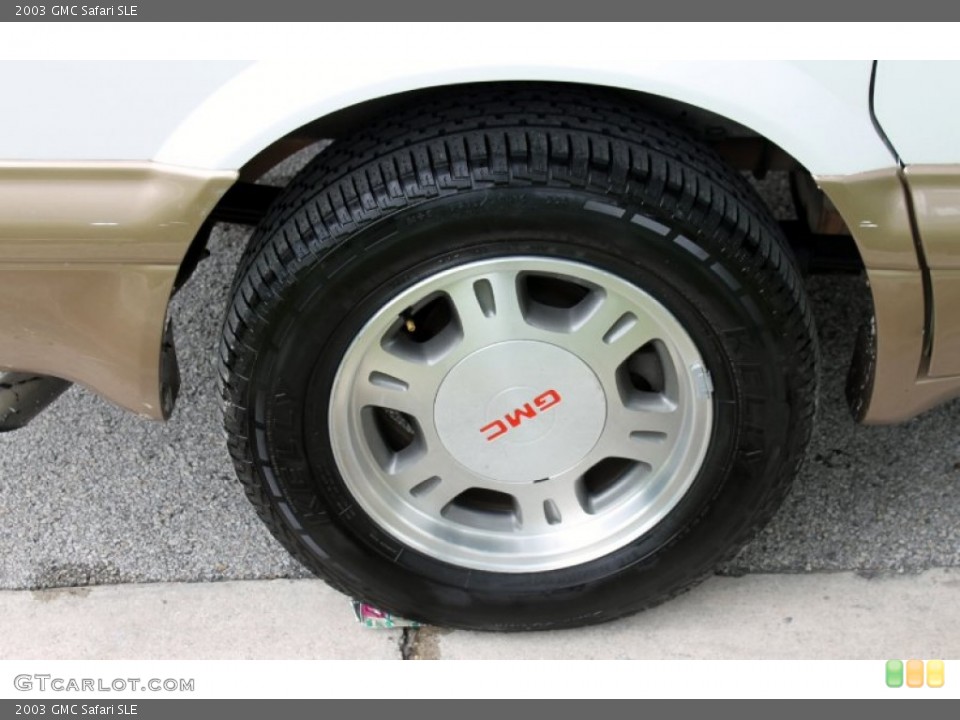 2003 GMC Safari SLE Wheel and Tire Photo #67373297