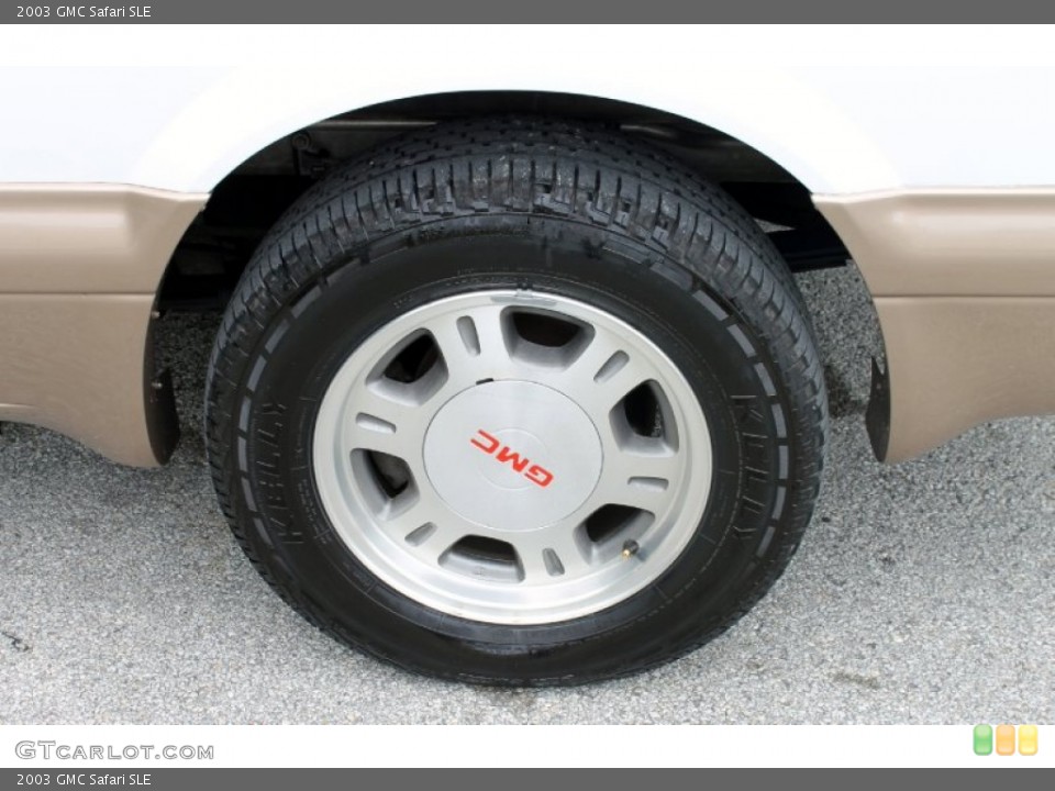 2003 GMC Safari SLE Wheel and Tire Photo #67373306