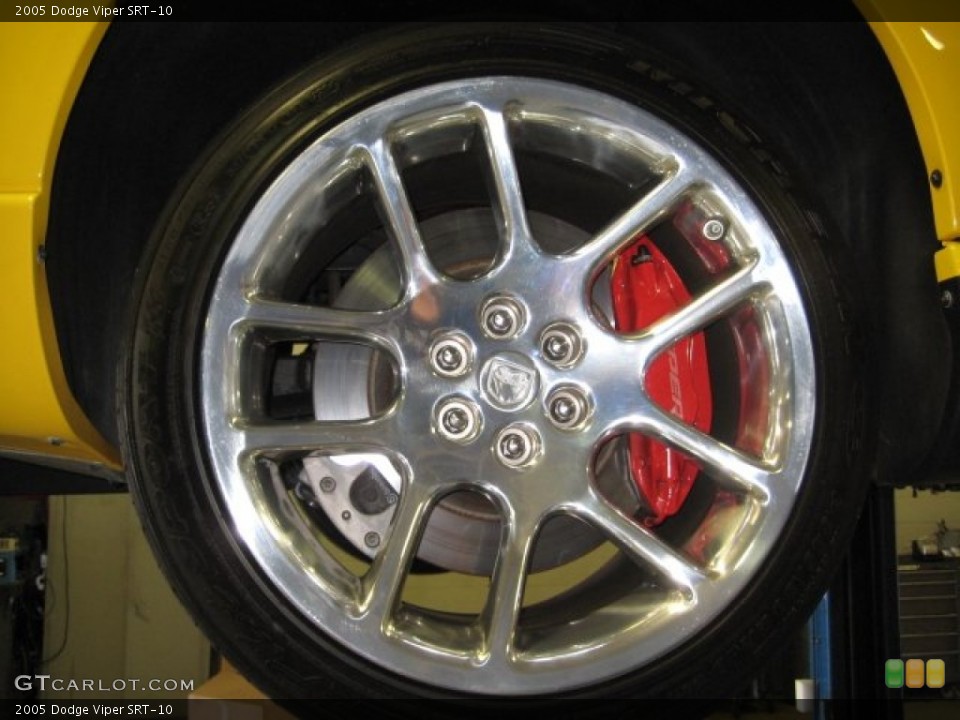 2005 Dodge Viper SRT-10 Wheel and Tire Photo #67423323