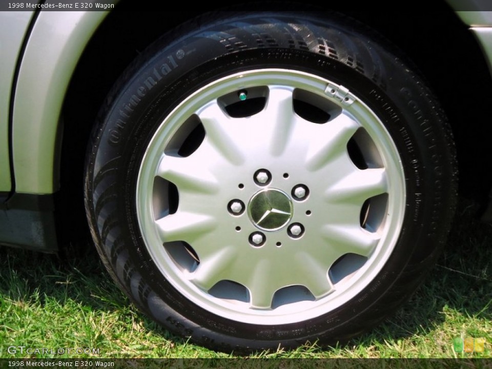 1998 Mercedes-Benz E 320 Wagon Wheel and Tire Photo #67463803