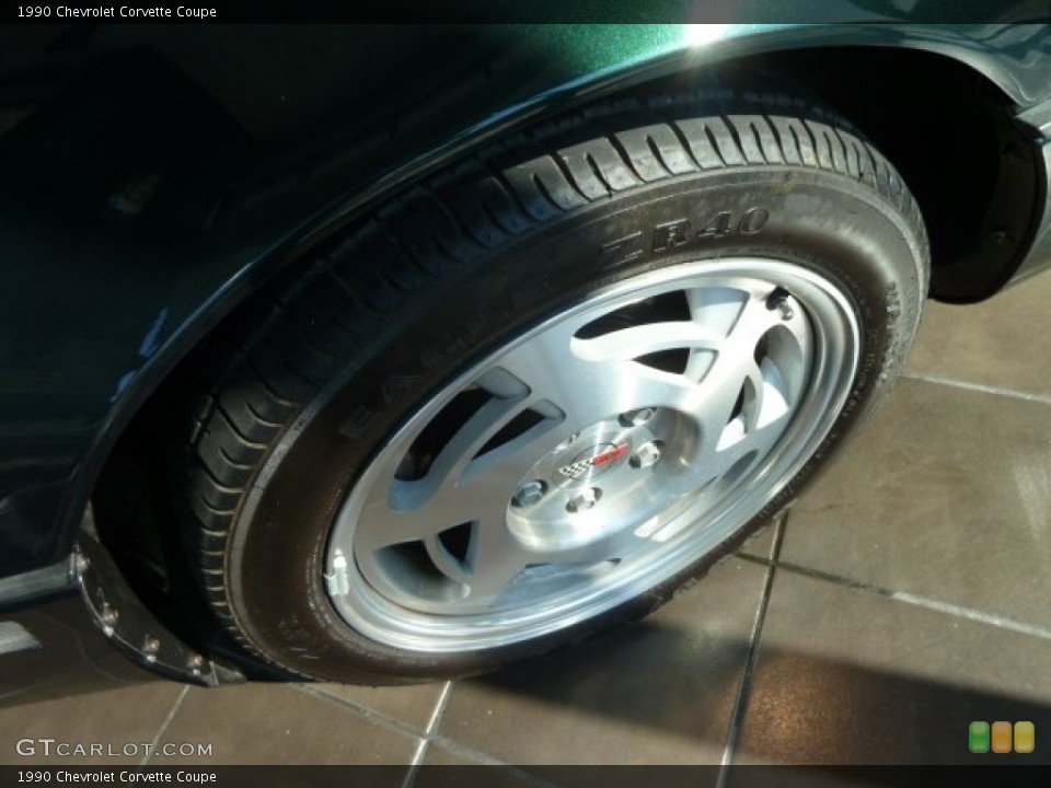 1990 Chevrolet Corvette Coupe Wheel and Tire Photo #67465882