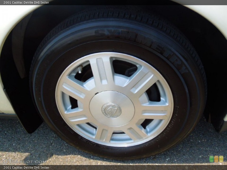 2001 Cadillac DeVille DHS Sedan Wheel and Tire Photo #67474582