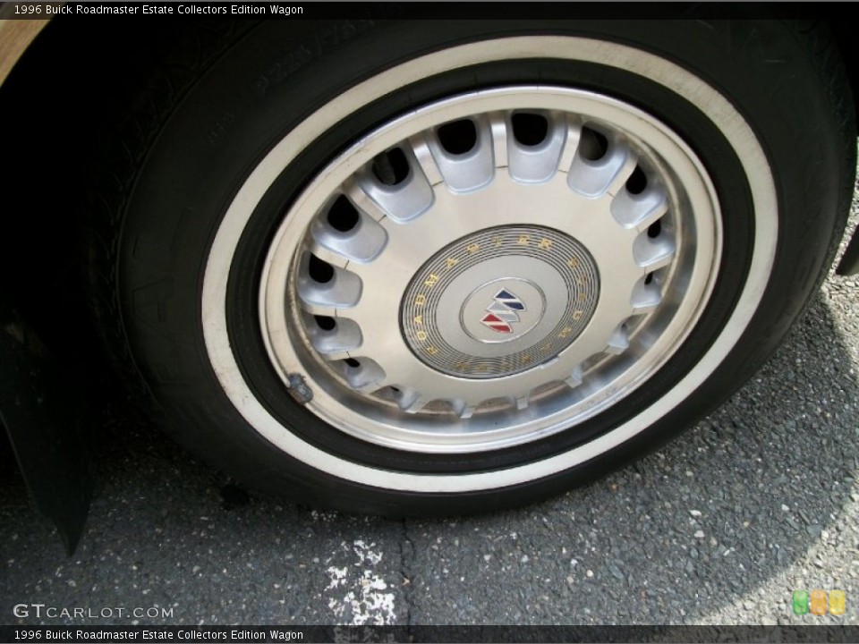 1996 Buick Roadmaster Estate Collectors Edition Wagon Wheel and Tire Photo #67503239