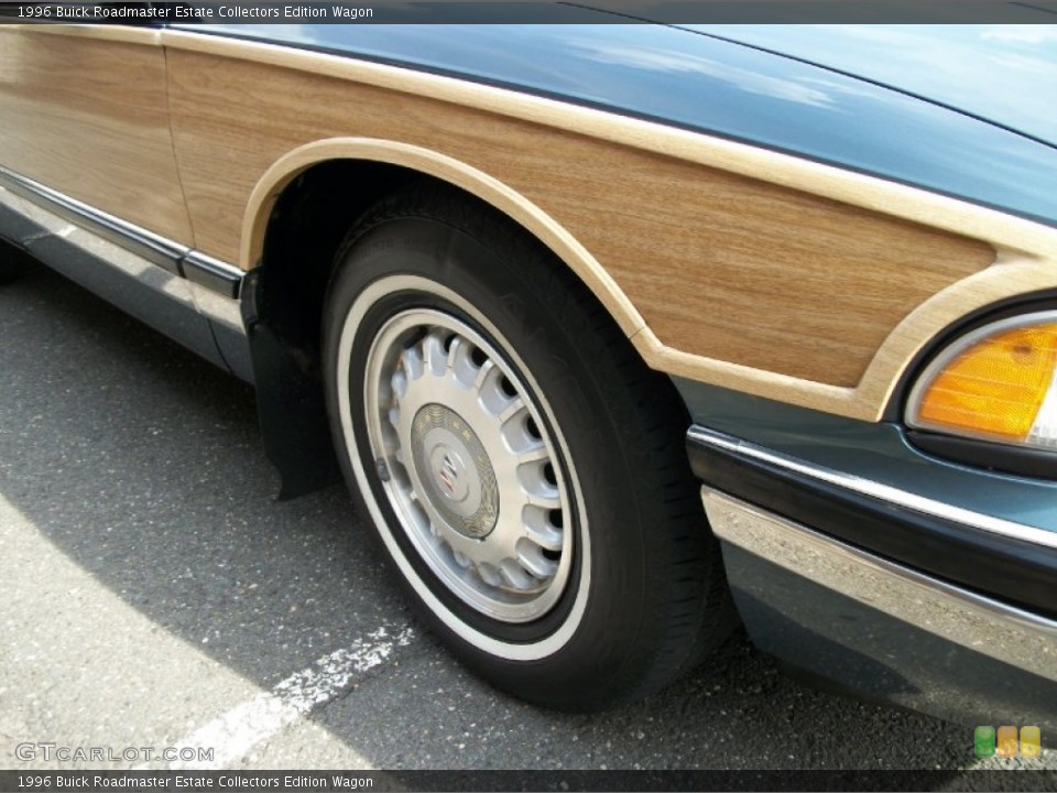 1996 Buick Roadmaster Estate Collectors Edition Wagon Wheel and Tire Photo #67503248