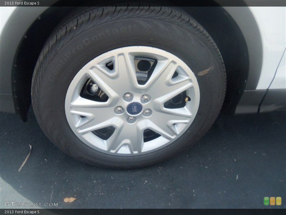 2013 Ford Escape S Wheel and Tire Photo #67608417