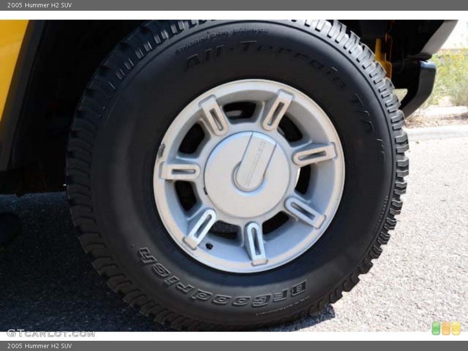 2005 Hummer H2 SUV Wheel and Tire Photo #67659877