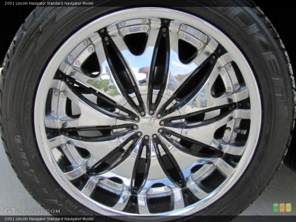 2001 Lincoln Navigator Custom Wheel and Tire Photo #67695583