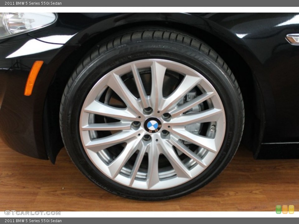 2011 BMW 5 Series 550i Sedan Wheel and Tire Photo #67725101