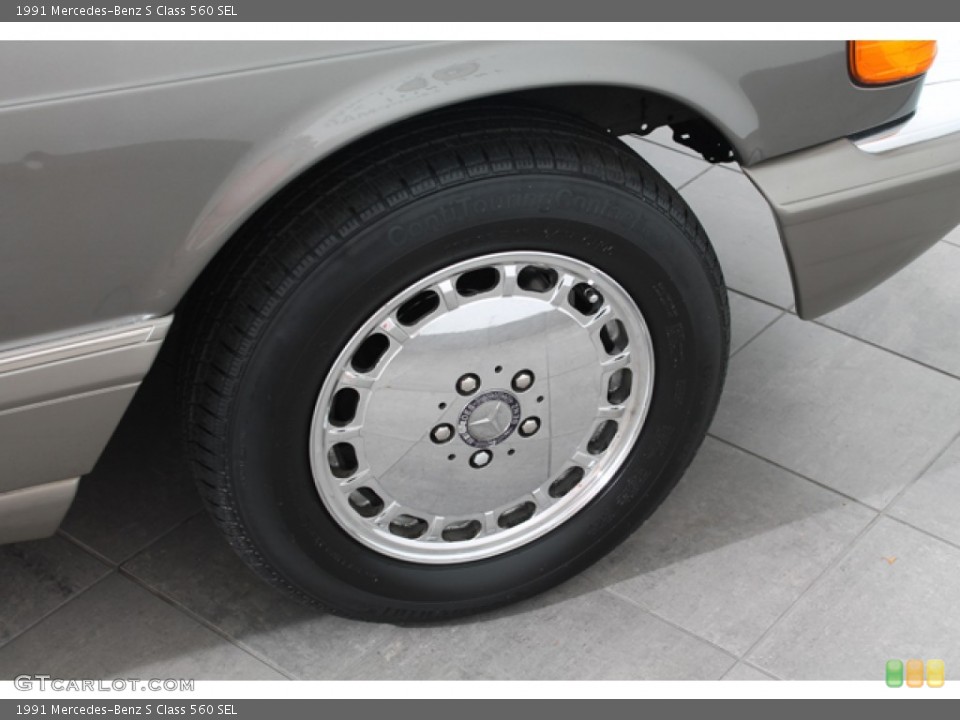 1991 Mercedes-Benz S Class 560 SEL Wheel and Tire Photo #67793328