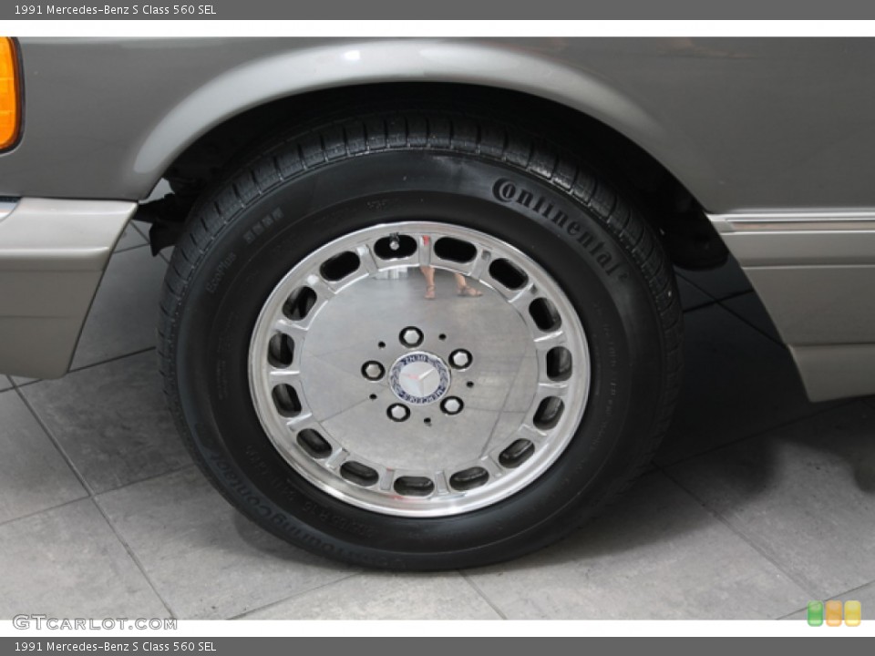 1991 Mercedes-Benz S Class 560 SEL Wheel and Tire Photo #67793355