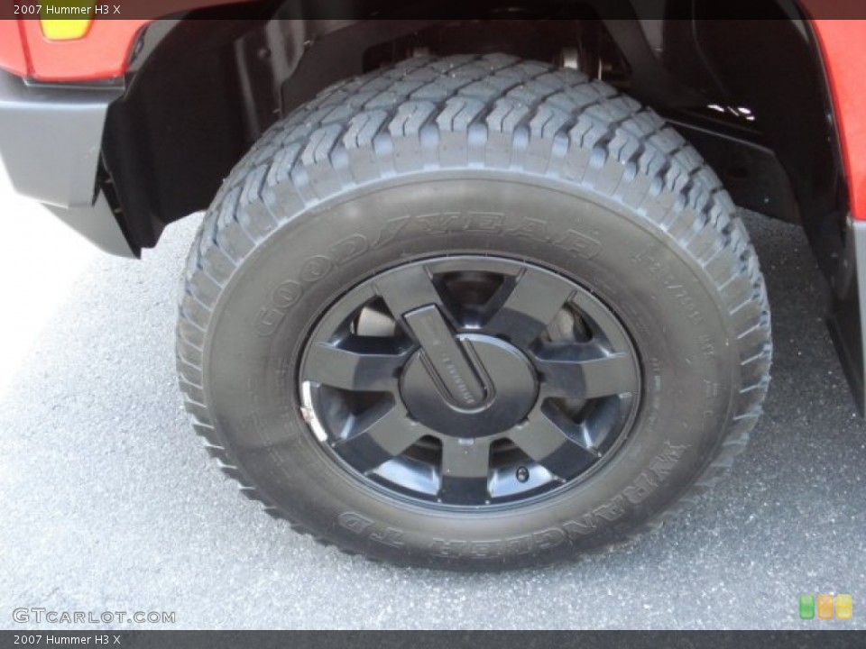 2007 Hummer H3 X Wheel and Tire Photo #67818840