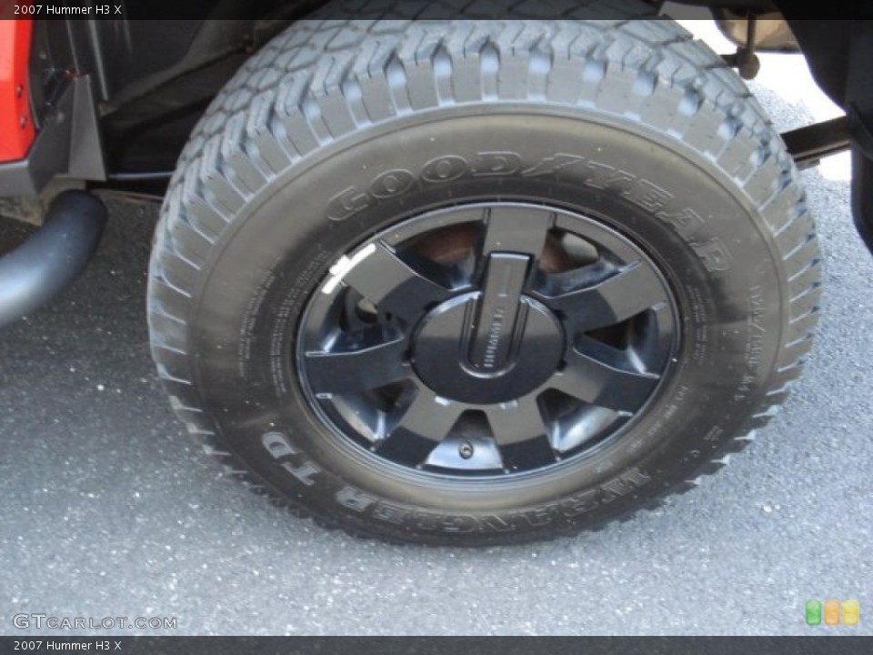 2007 Hummer H3 X Wheel and Tire Photo #67818849