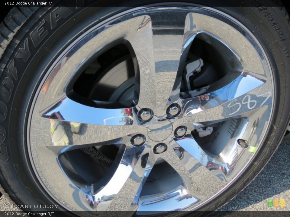 2012 Dodge Challenger R/T Wheel and Tire Photo #67834493