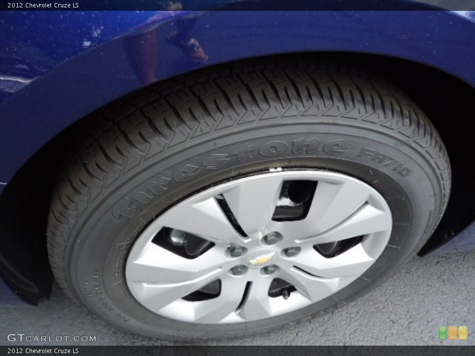 2012 Chevrolet Cruze LS Wheel and Tire Photo #67907576