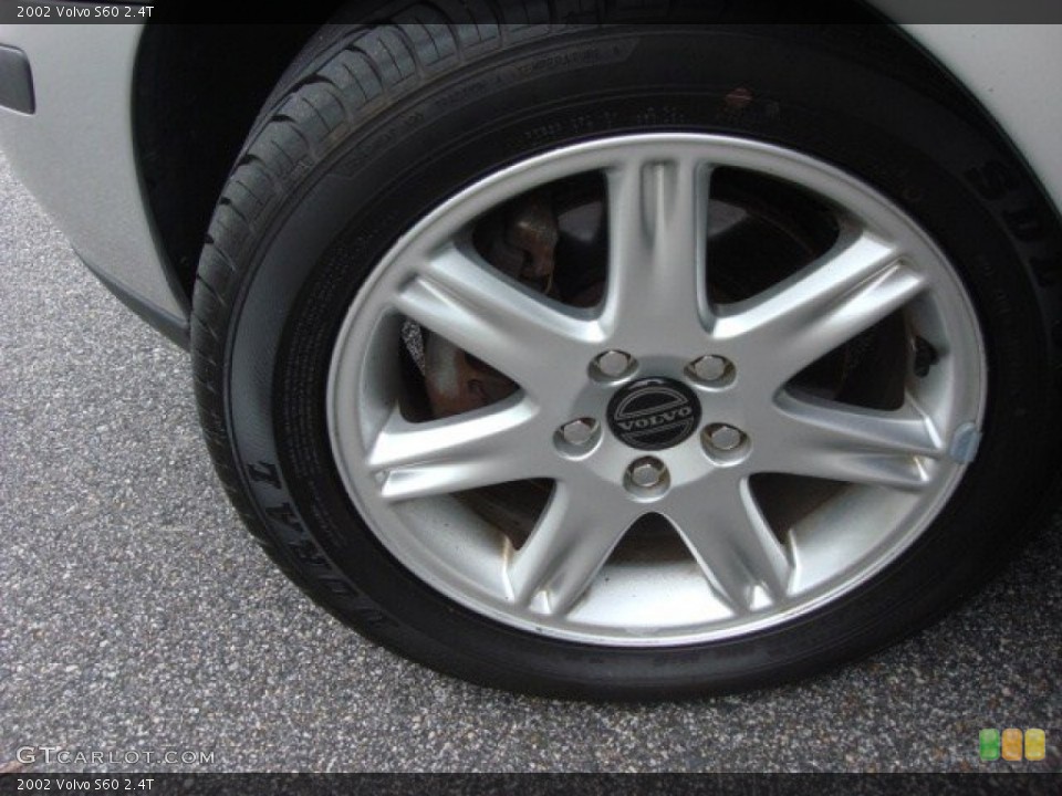 2002 Volvo S60 2.4T Wheel and Tire Photo #67919471