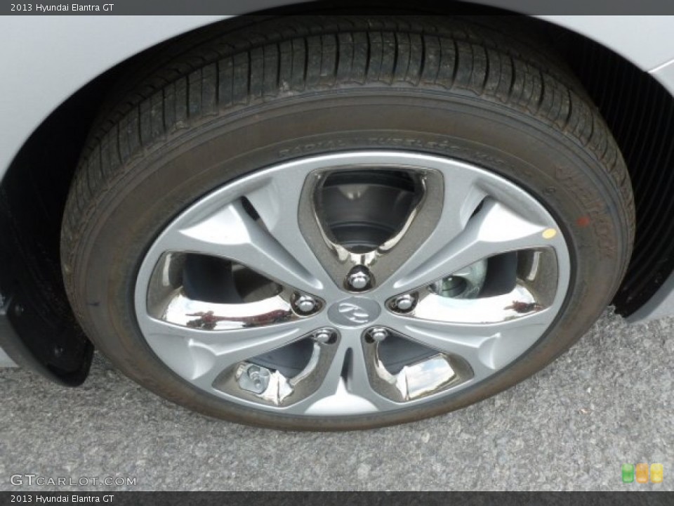 2013 Hyundai Elantra GT Wheel and Tire Photo #67940398