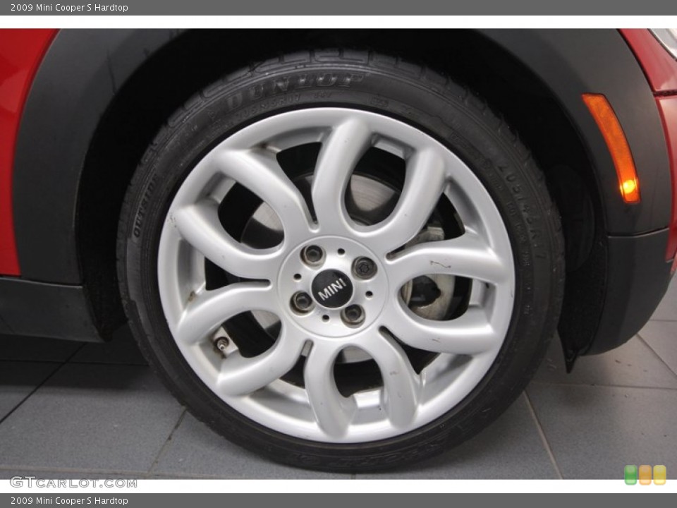 2009 Mini Cooper S Hardtop Wheel and Tire Photo #67971907