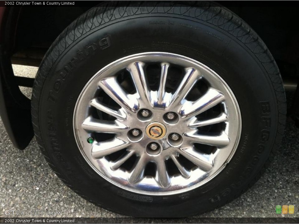 2002 Chrysler Town & Country Limited Wheel and Tire Photo #67972057