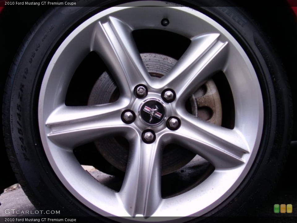 2010 Ford Mustang GT Premium Coupe Wheel and Tire Photo #68174601