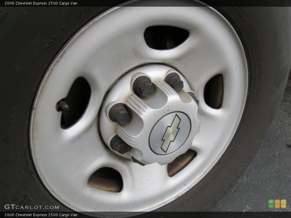 2006 Chevrolet Express 2500 Cargo Van Wheel and Tire Photo #68209446