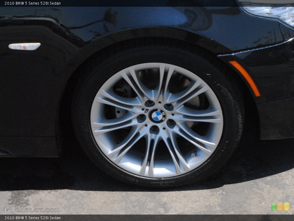 2010 BMW 5 Series 528i Sedan Wheel and Tire Photo #68219013