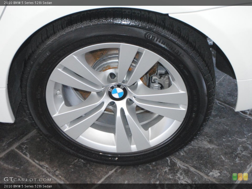 2010 BMW 5 Series 528i Sedan Wheel and Tire Photo #68219193