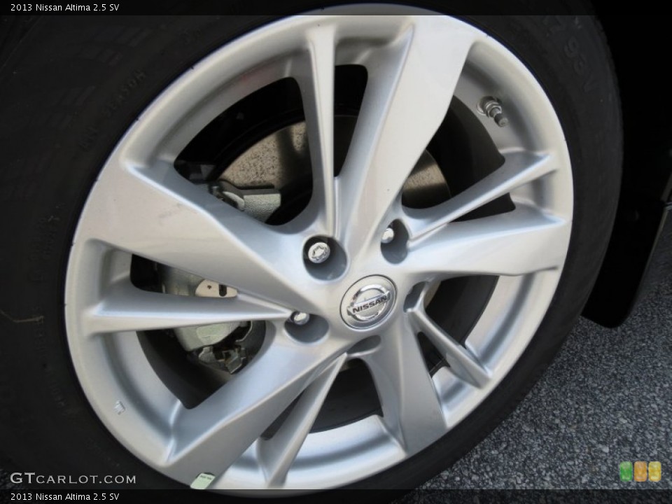 2013 Nissan Altima 2.5 SV Wheel and Tire Photo #68252578