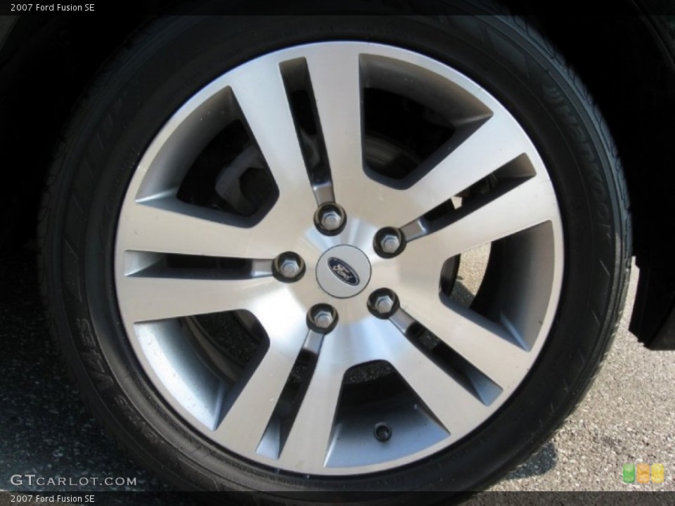 2007 Ford Fusion SE Wheel and Tire Photo #68297945