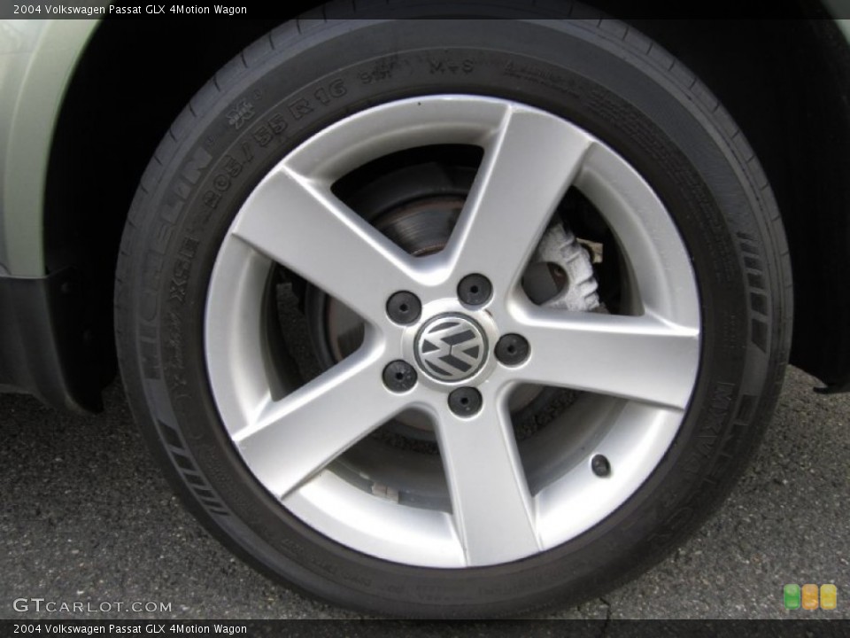2004 Volkswagen Passat GLX 4Motion Wagon Wheel and Tire Photo #68360622