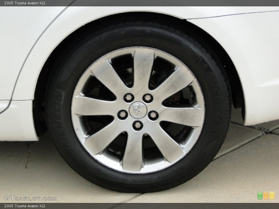2005 Toyota Avalon XLS Wheel and Tire Photo #68366236