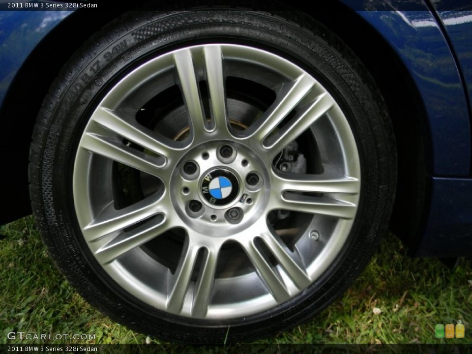 2011 BMW 3 Series 328i Sedan Wheel and Tire Photo #68373819
