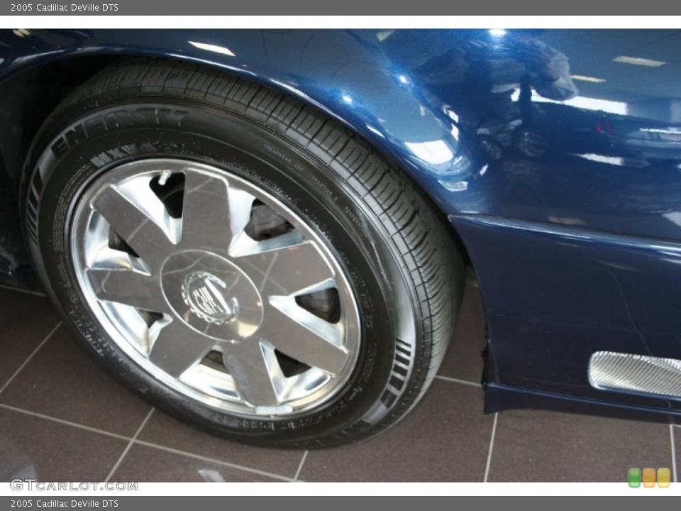 2005 Cadillac DeVille DTS Wheel and Tire Photo #68412893