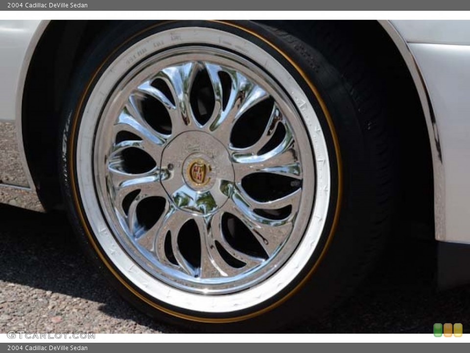 2004 Cadillac DeVille Custom Wheel and Tire Photo #68428382