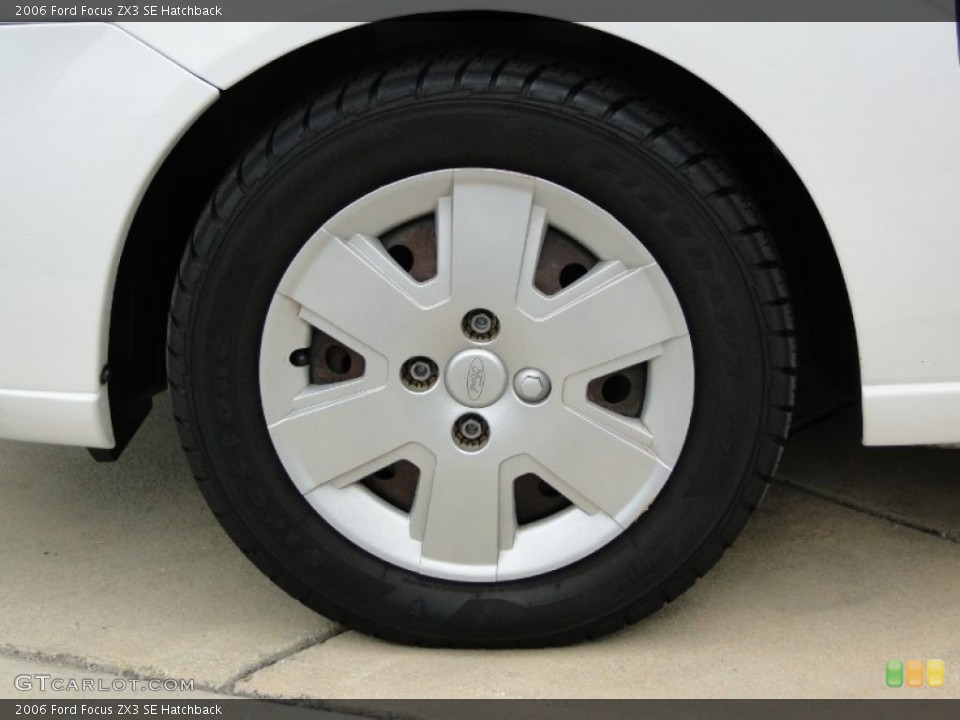 2006 Ford Focus ZX3 SE Hatchback Wheel and Tire Photo #68456435