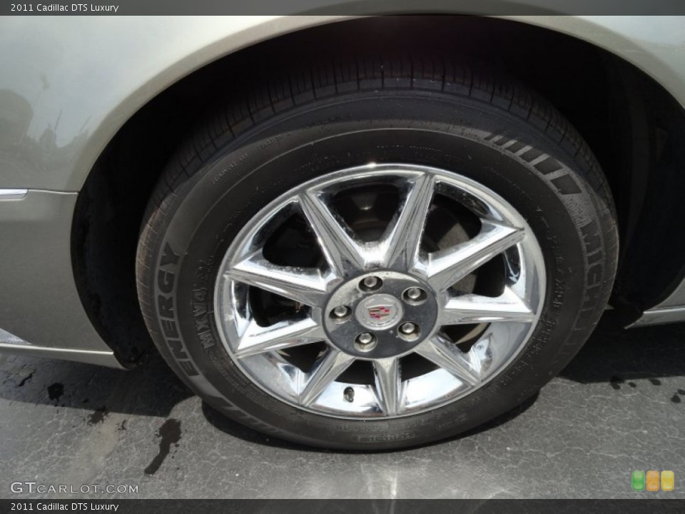 2011 Cadillac DTS Luxury Wheel and Tire Photo #68477545