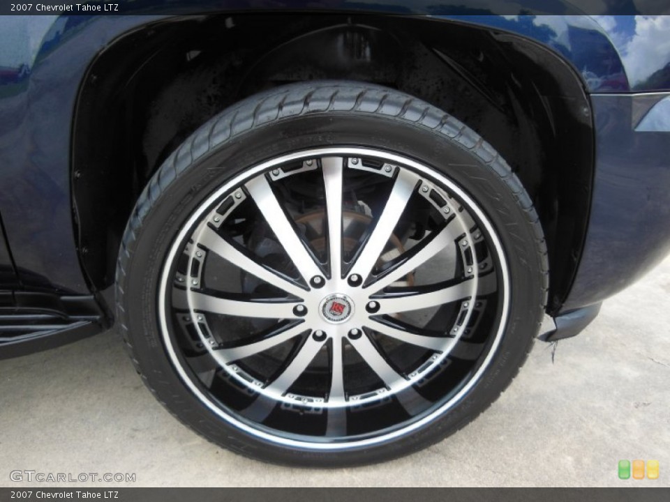 2007 Chevrolet Tahoe Custom Wheel and Tire Photo #68521063