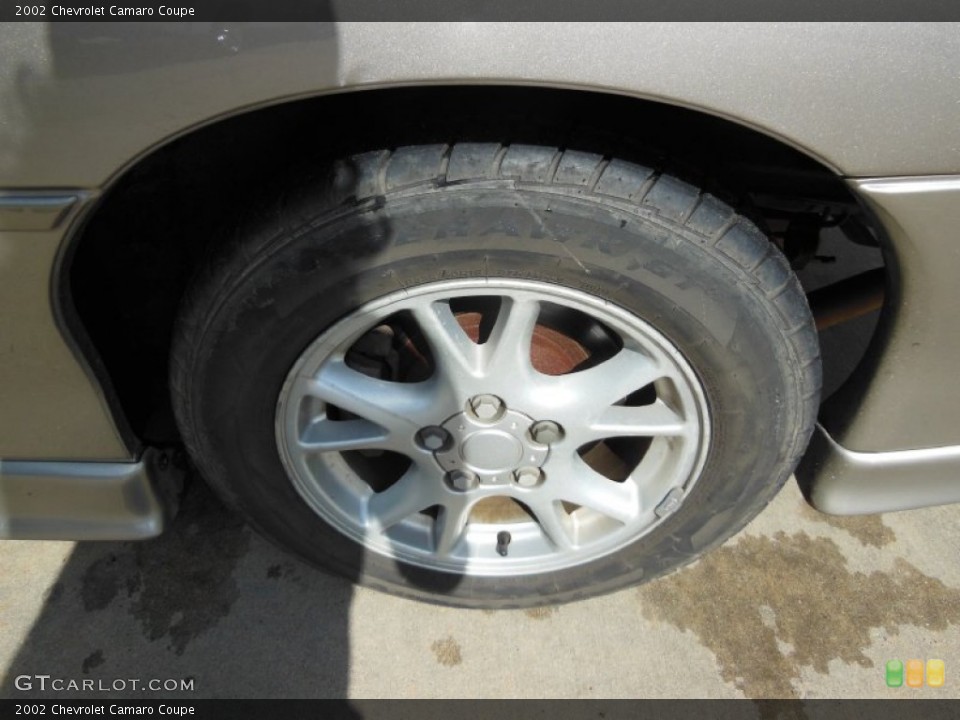 2002 Chevrolet Camaro Coupe Wheel and Tire Photo #68546683