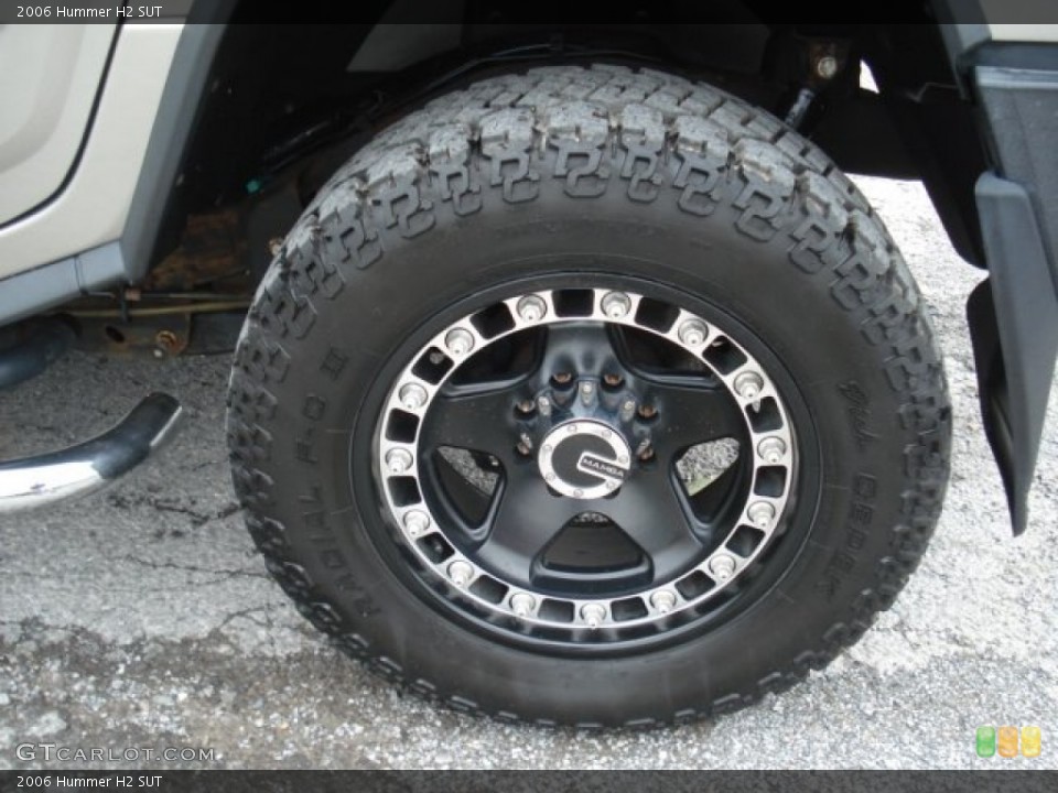 2006 Hummer H2 Custom Wheel and Tire Photo #68591177