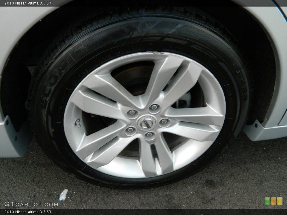2010 Nissan Altima 3.5 SR Wheel and Tire Photo #68592911