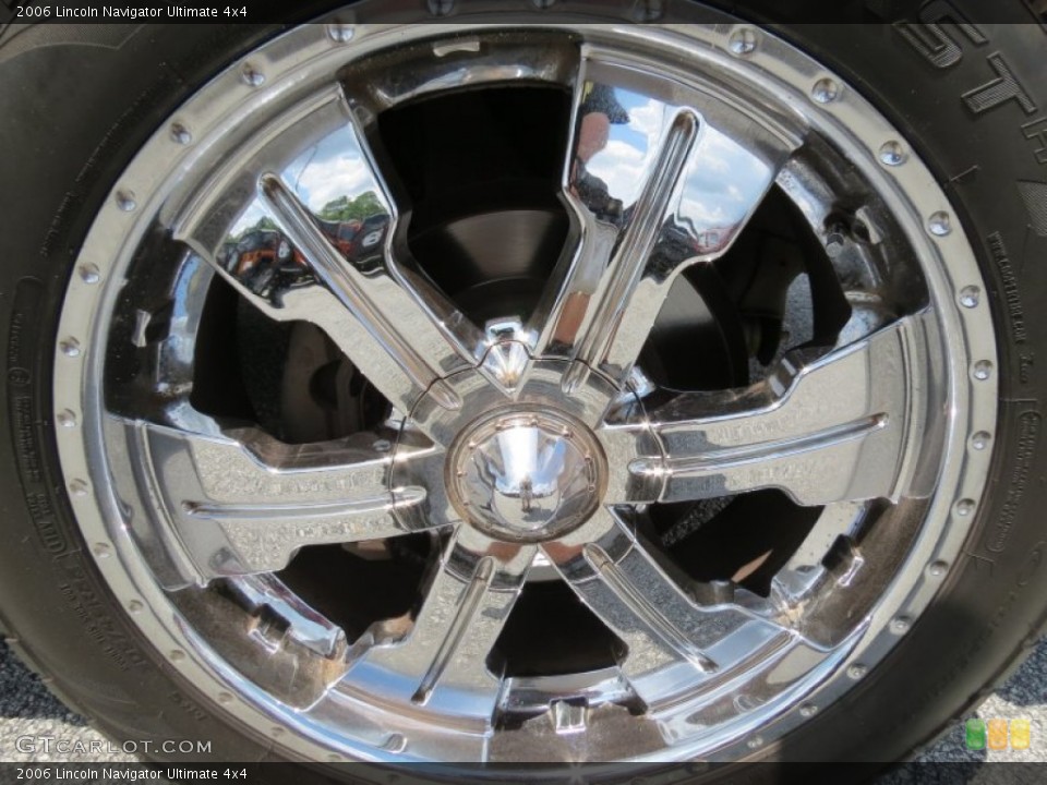 2006 Lincoln Navigator Custom Wheel and Tire Photo #68618966