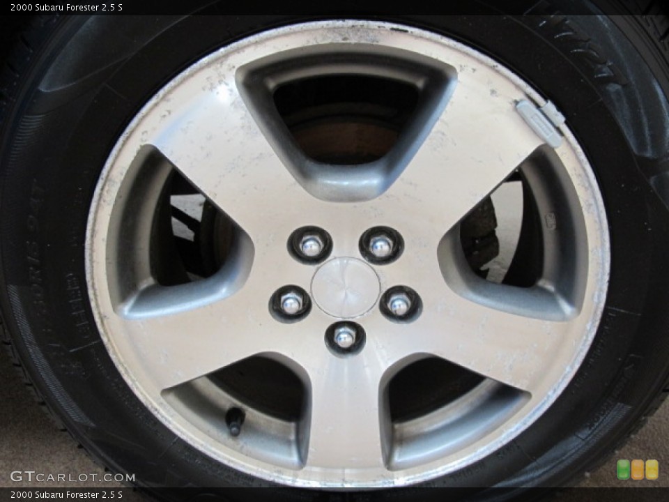 2000 Subaru Forester 2.5 S Wheel and Tire Photo #68652535