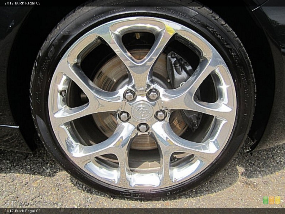 2012 Buick Regal GS Wheel and Tire Photo #68661567