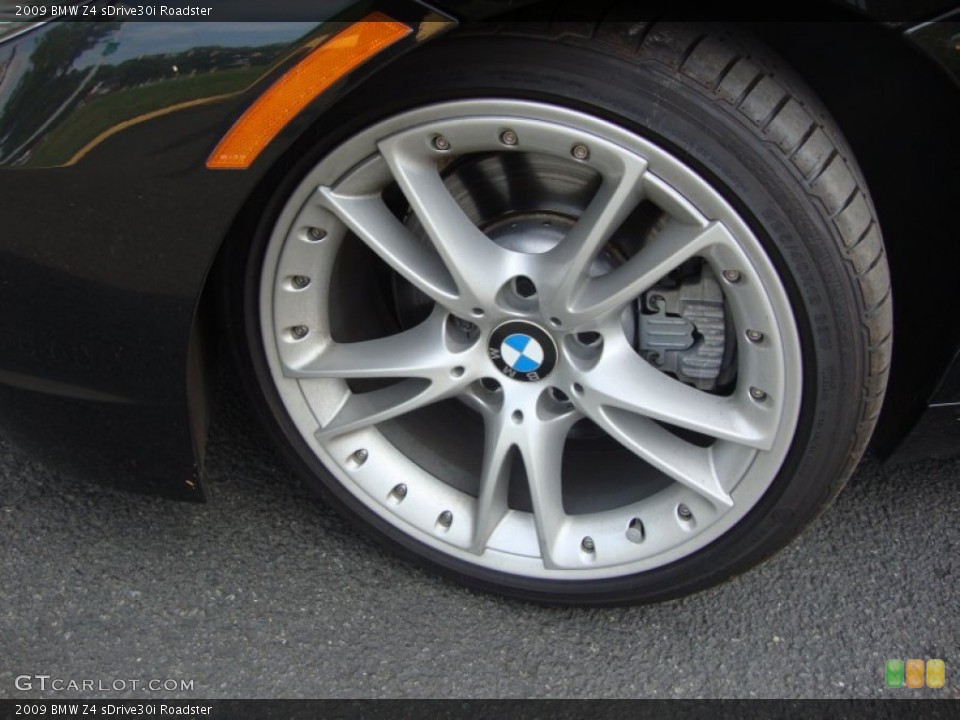 2009 BMW Z4 sDrive30i Roadster Wheel and Tire Photo #68665639
