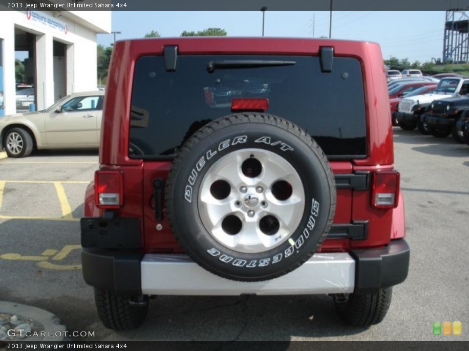 2013 Jeep Wrangler Unlimited Sahara 4x4 Wheel and Tire Photo #68713012