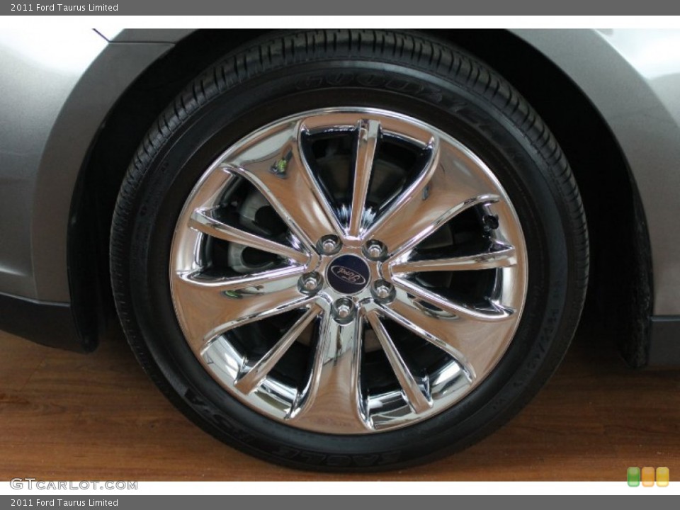 2011 Ford Taurus Limited Wheel and Tire Photo #68715578